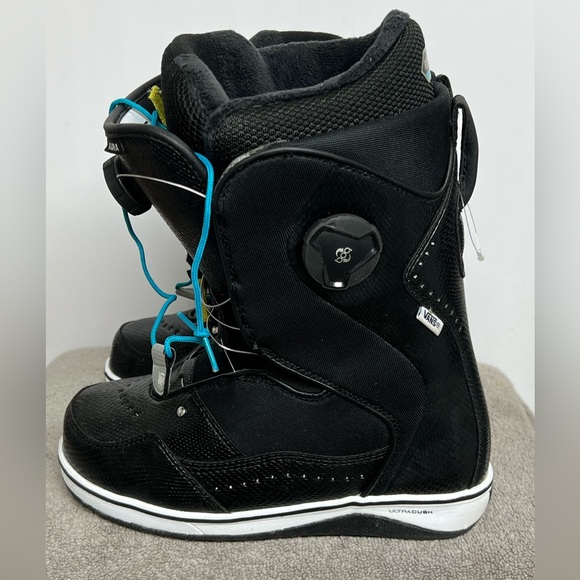 Vans Aura Pro Boa Snowboard Boots - Women's SIZE 7 NWOB - Picture 1 of 11